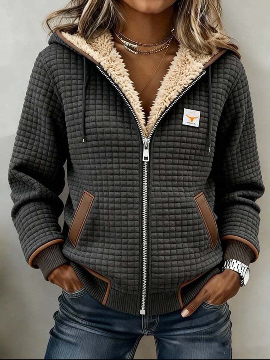 Sandra | Chaqueta con capucha, cremallera y forro de sherpa acolchado